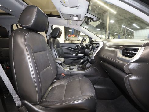 Used 2018 GMC Acadia SLT image 19