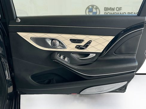 Used 2020 Mercedes-Benz Maybach S 650 image 30