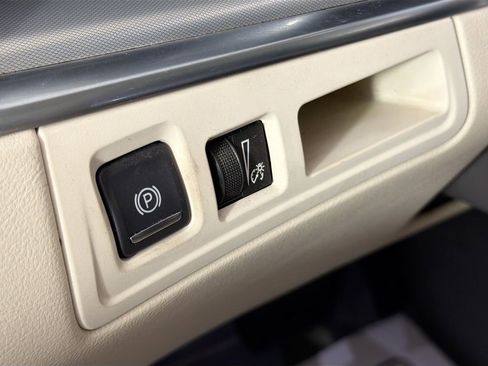 Used 2022 Cadillac XT5 Premium Luxury image 10