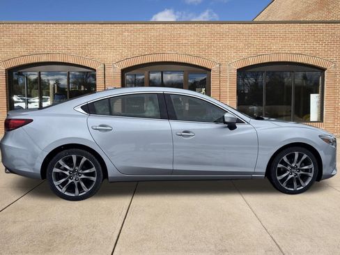 Used 2017 MAZDA MAZDA6 Grand Touring image 2
