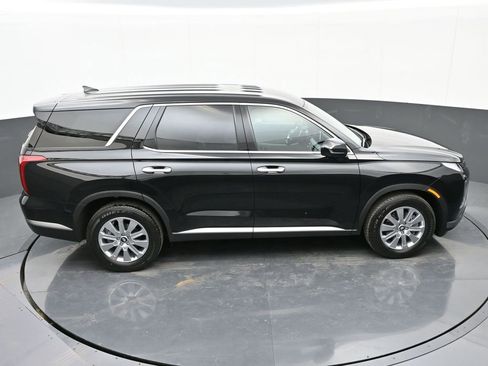 Used 2025 Hyundai Palisade SE image 16