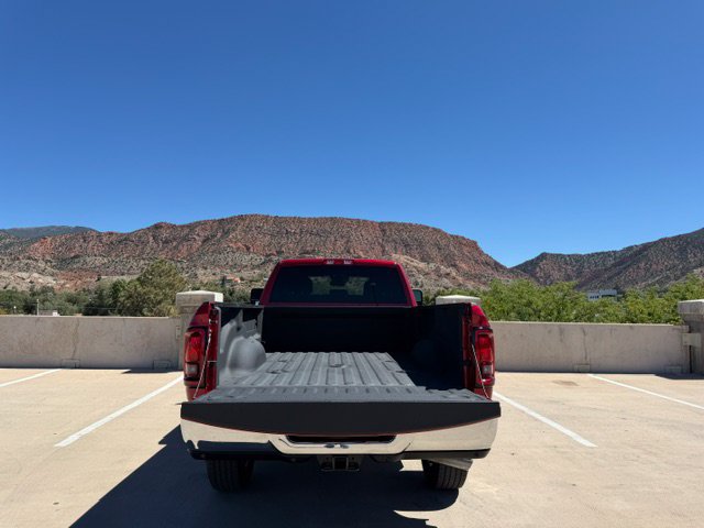 Used 2025 RAM 3500 Big Horn AWD/4WD image 8
