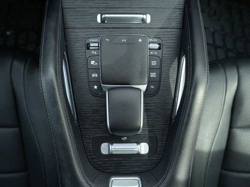 Certified 2023 Mercedes-Benz GLS 450 4MATIC image 32