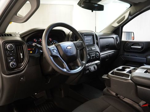 Used 2024 Chevrolet Silverado 2500 W/T w/ WT Convenience Package AWD/4WD image 6