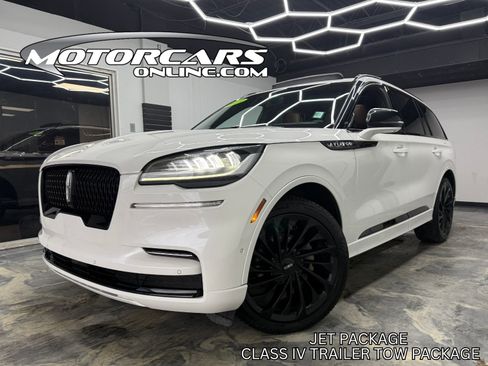 Used 2023 Lincoln Aviator Reserve w/ Jet Appearance Package image 1