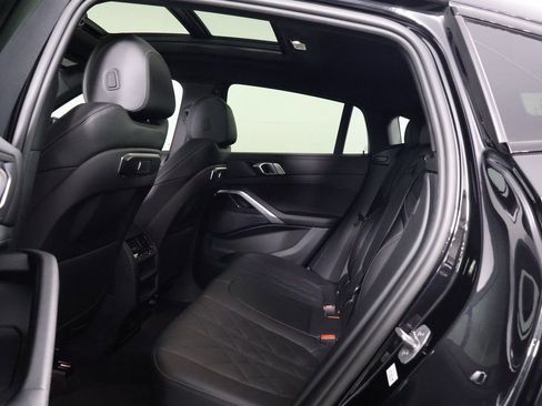 Used 2024 BMW X6 xDrive40i w/ Parking Assistance Package image 11