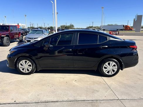 Certified 2025 Nissan Versa S w/ Trunk Package image 4