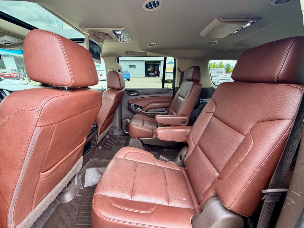 Used 2020 Chevrolet Suburban Premier AWD/4WD image 22