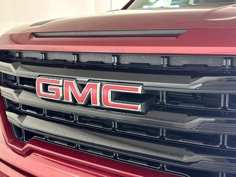 Used 2019 GMC Sierra 1500 Elevation w/ Elevation Value Package AWD/4WD image 38