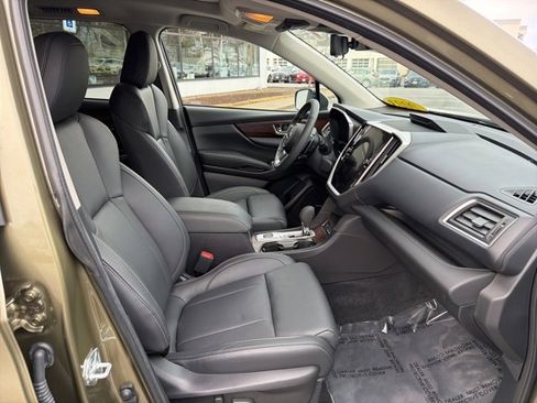 Used 2023 Subaru Ascent Touring image 20