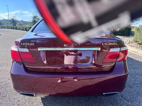 Used 2008 Lexus LS 460 L w/ Preferred Accessory Pkg RWD image 8