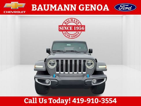 Used 2022 Jeep Wrangler Unlimited Sahara w/ Cold Weather Group image 11