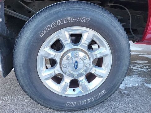 Used 2016 Ford F350 Lariat w/ Lariat Interior Package image 14