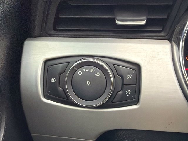 Used 2015 Ford Mustang GT Premium w/ Equipment Group 401A RWD image 25