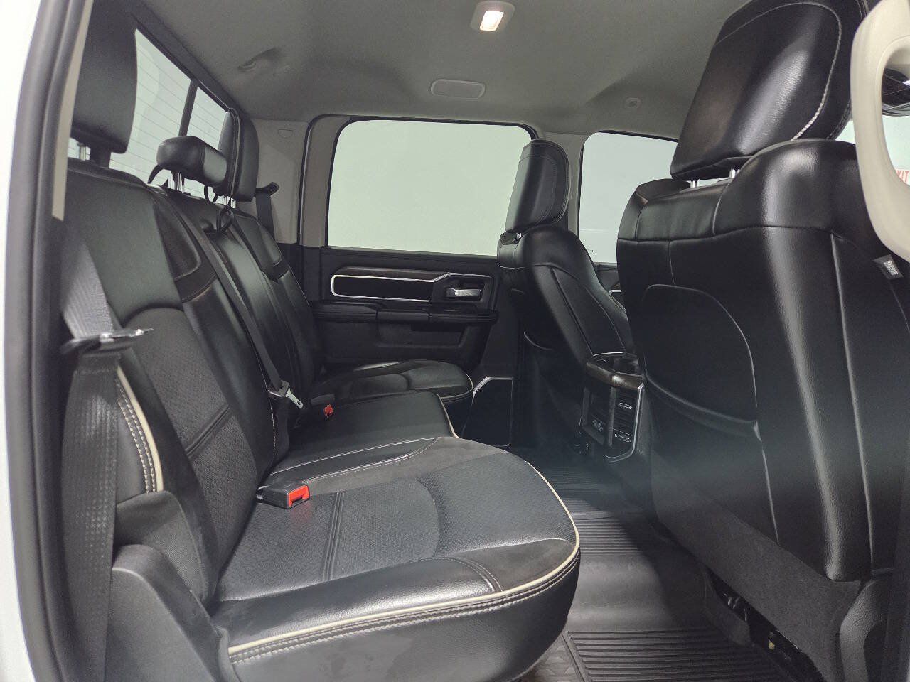 Used 2023 RAM 2500 Laramie AWD/4WD image 17