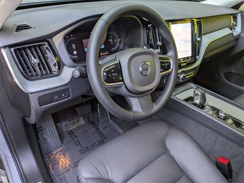 Certified 2025 Volvo XC60 T8 Plus w/ Protection Package Premier image 9