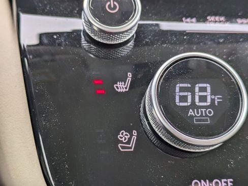 Certified 2025 INFINITI QX60 Luxe image 25