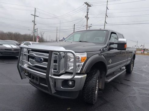 Used 2015 Ford F350 XLT w/ XLT Premium Package image 3
