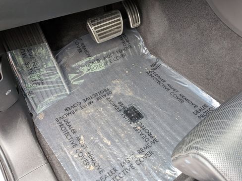 Used 2021 Porsche Cayenne Turbo image 18