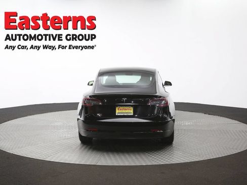 Used 2019 Tesla Model 3 Standard Range RWD image 29