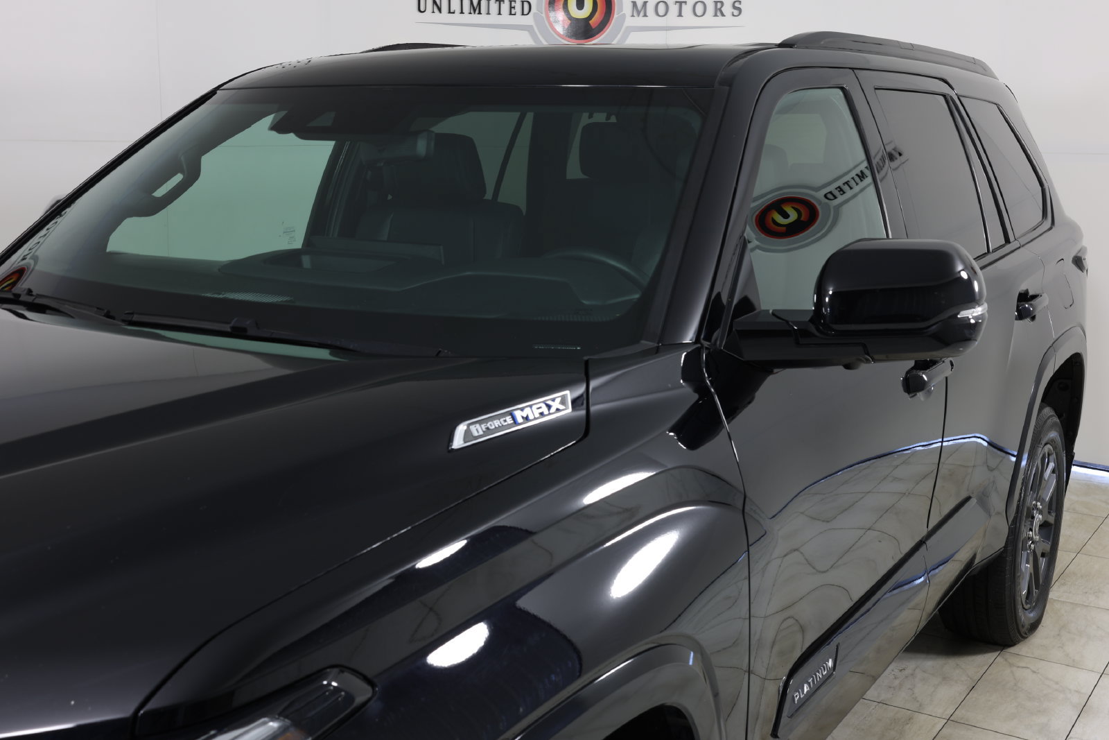 Used 2023 Toyota Sequoia Platinum AWD/4WD image 48