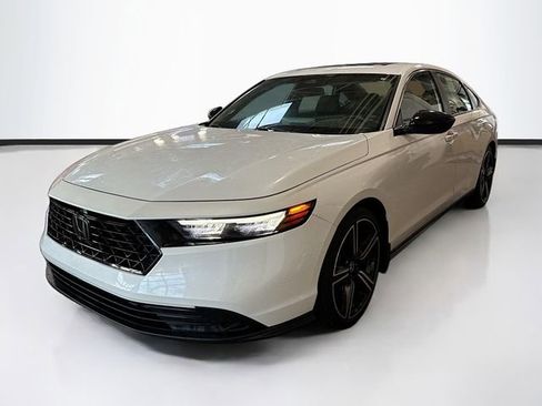 Used 2023 Honda Accord Sport image 1
