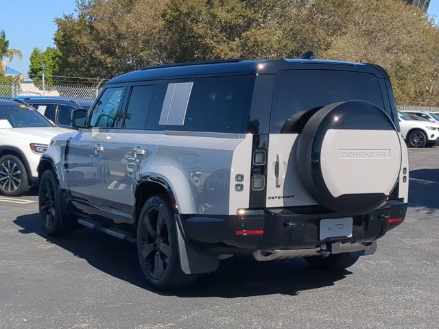 New 2026 Land Rover Defender 130 X-Dynamic SE AWD/4WD image 9