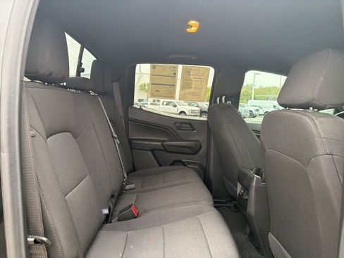 Used 2025 Chevrolet Colorado Trail Boss image 24