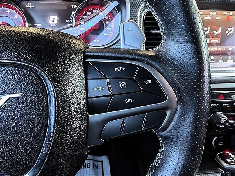 Used 2018 Dodge Charger SRT Hellcat w/ Harman/Kardon Audio Group RWD image 22