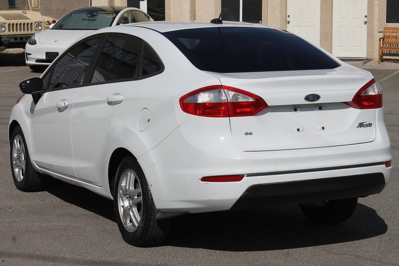 Used 2015 Ford Fiesta SE FWD image 5