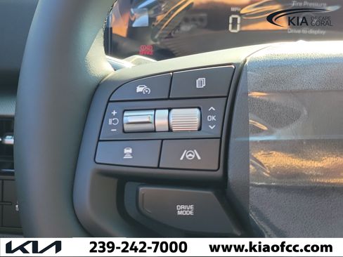 New 2026 Kia Sportage LX FWD image 22