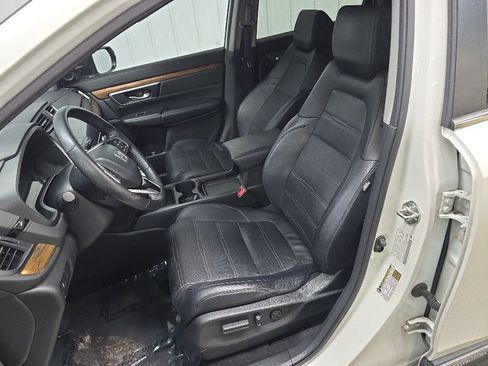Used 2018 Honda CR-V Touring image 31