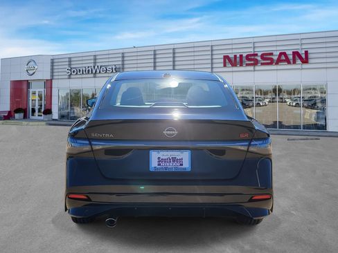 New 2026 Nissan Sentra SR w/ Floor Mat Package image 7