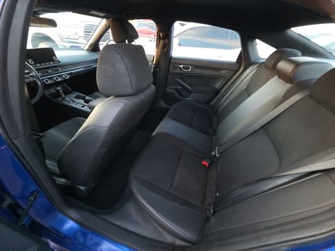 Used 2023 Honda Civic Sport image 7