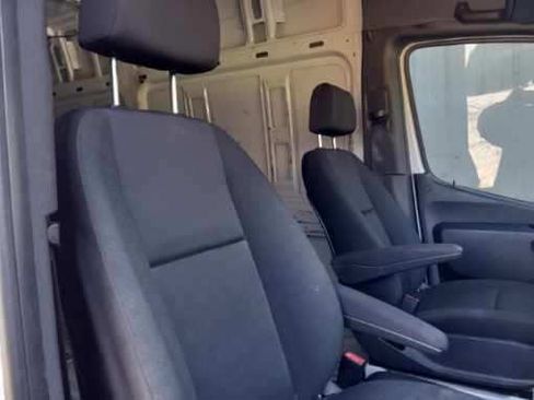 Used 2019 Mercedes-Benz Sprinter 170 Cargo image 20