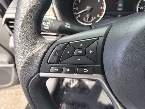Certified 2023 Nissan Altima 2.5 SV FWD image 30