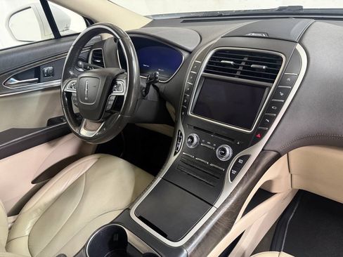 Used 2020 Lincoln Nautilus Reserve w/ Equipment Group 201A AWD/4WD image 38
