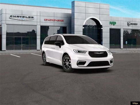 New 2026 Chrysler Pacifica Select image 16