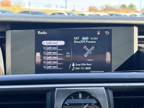 Used 2017 Lexus IS 200t image 31