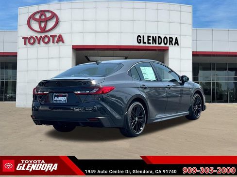 New 2026 Toyota Camry SE FWD image 11
