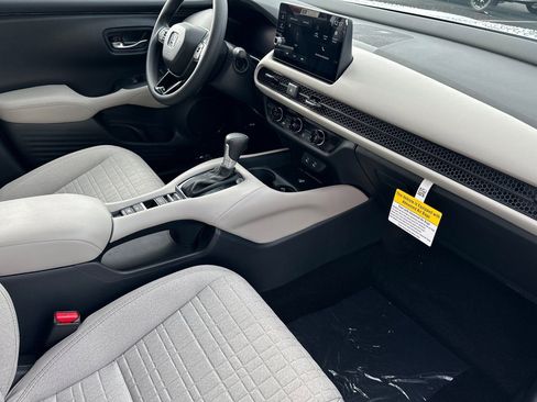 New 2026 Honda HR-V LX image 17