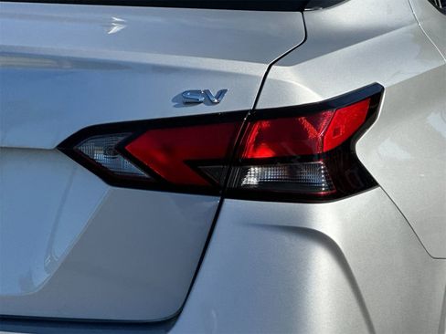 Used 2020 Nissan Versa SV image 30