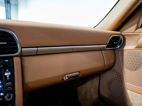 Used 2010 Porsche 911 Carrera S image 14