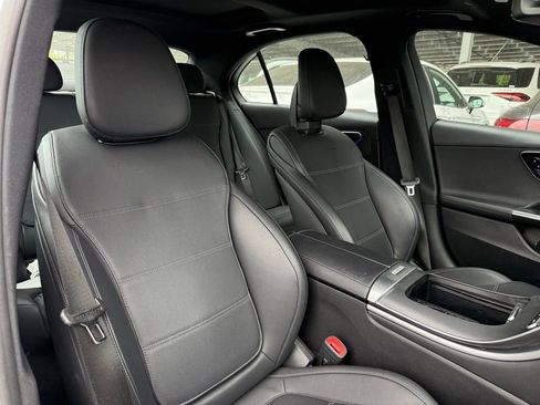 Used 2024 Mercedes-Benz C 300 4MATIC Sedan image 3
