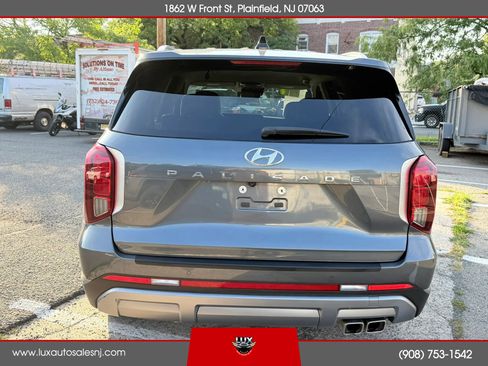 Used 2024 Hyundai Palisade SEL FWD image 5