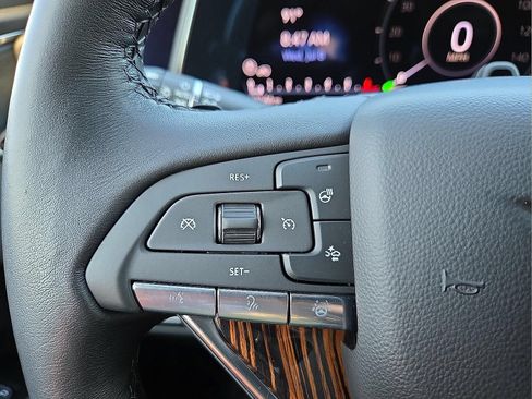 Used 2024 Cadillac Escalade Premium Luxury w/ Performance Package AWD/4WD image 22