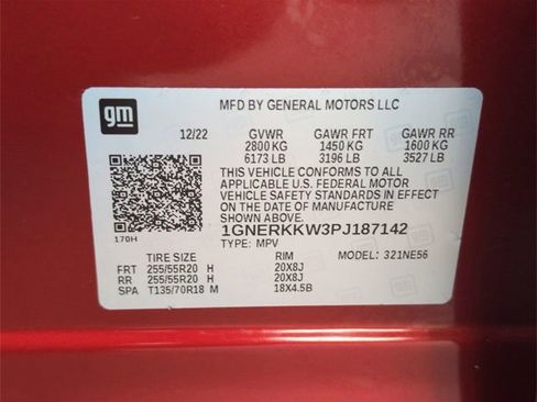 Used 2023 Chevrolet Traverse Premier image 35