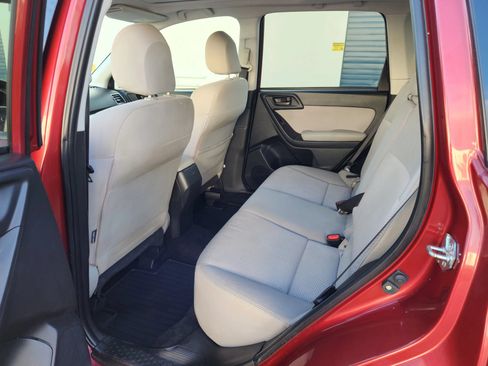 Used 2016 Subaru Forester 2.5i Premium w/ All-Weather Package AWD/4WD image 17