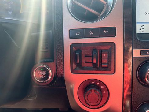 Used 2016 Ford Expedition EL Limited image 24