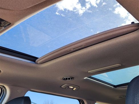 New 2026 Kia EV9 Wind image 16